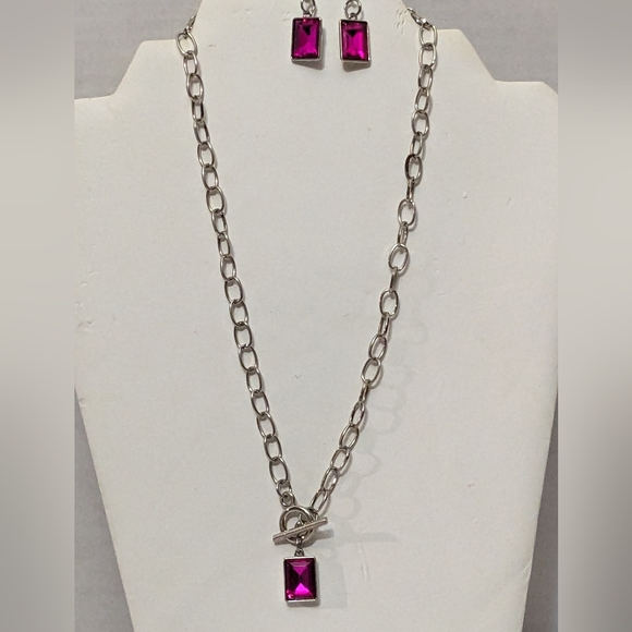 Sexy Sassy Silver & Hot pink Faceted Square Necklace & Earrings Set NEW - Picture 12 of 14
